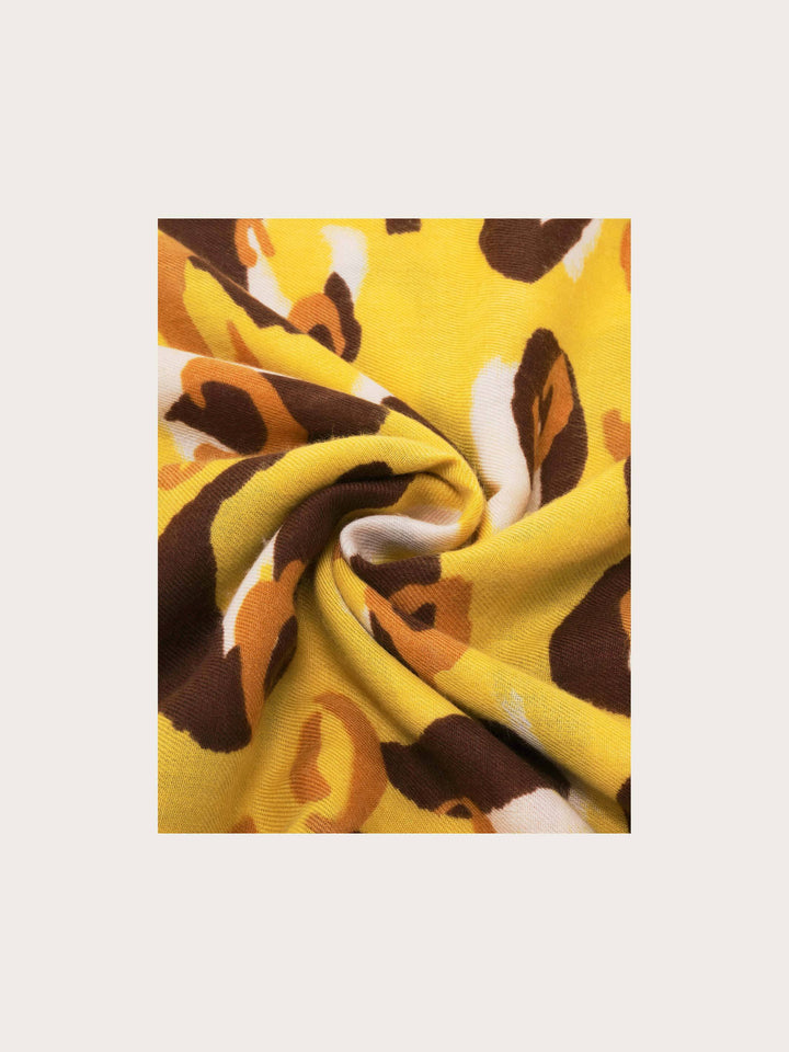 Leichte Stola mit verspieltem XL Leo-Print