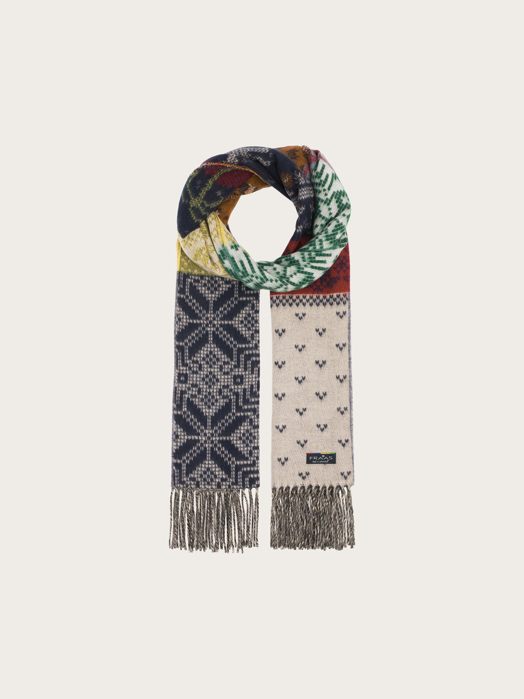 Cashmink-Schal mit winterlichem Muster-Mix