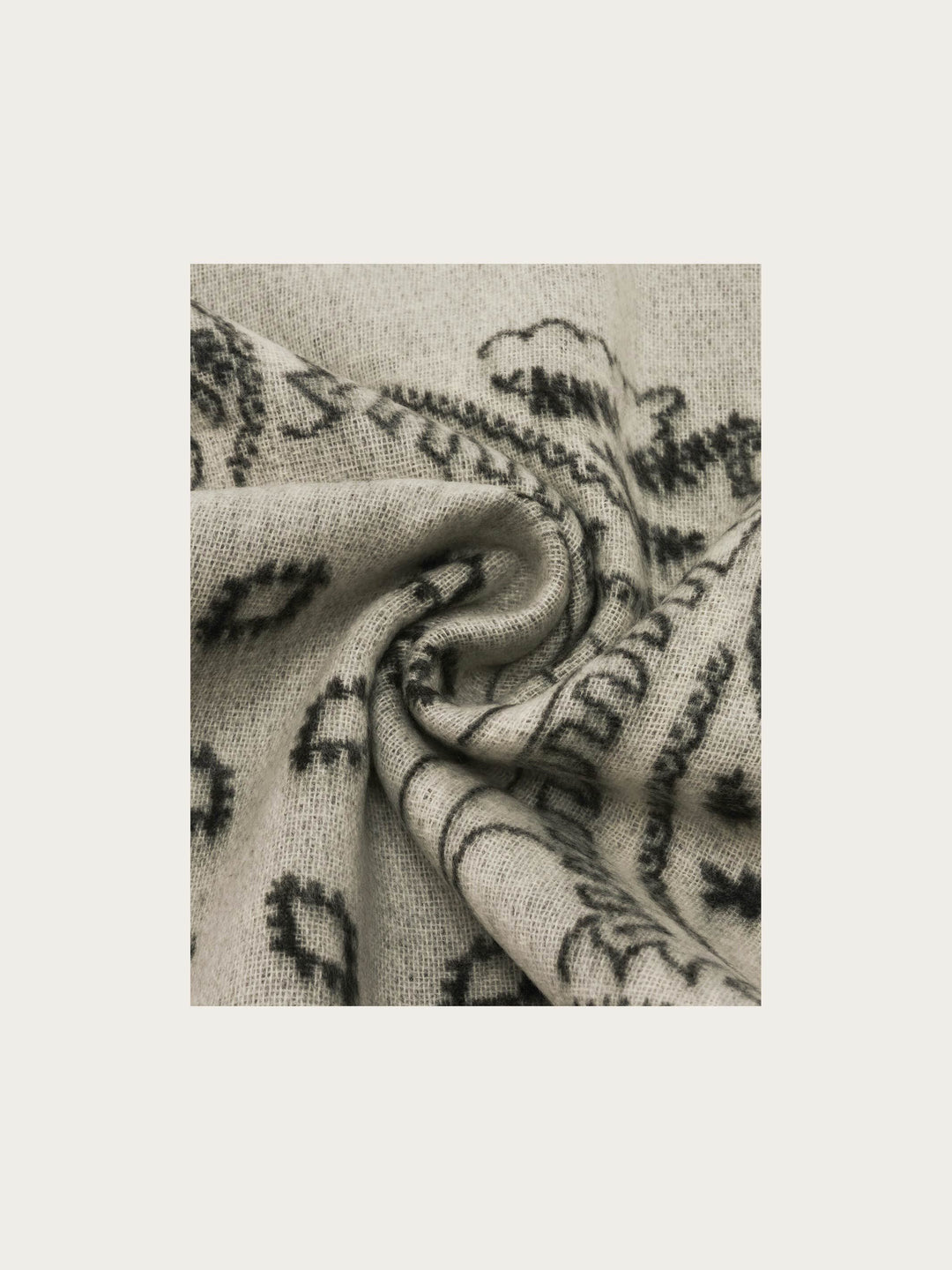 Doubleface Cashmink-Schal mit Paisley-Design