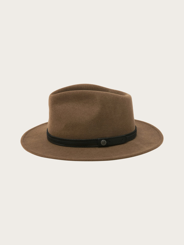 Wasserabweisender Fedora mit Lederband und bugatti-Label