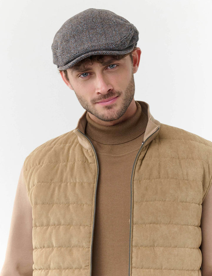 Melierte bugatti Flatcap mit Fischgrät-Design in Wollmischung