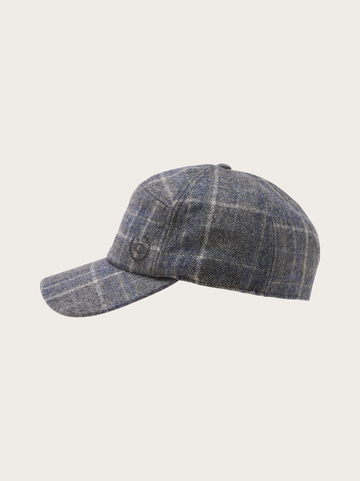 Winddichte bugatti Basecap mit Karo-Design und Ohrenklappen