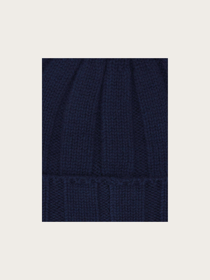 Einfarbige bugatti Beanie mit Fleece-Fütterung