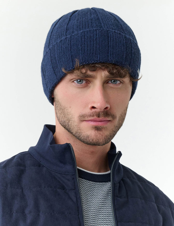 Einfarbige bugatti Beanie mit Fleece-Fütterung