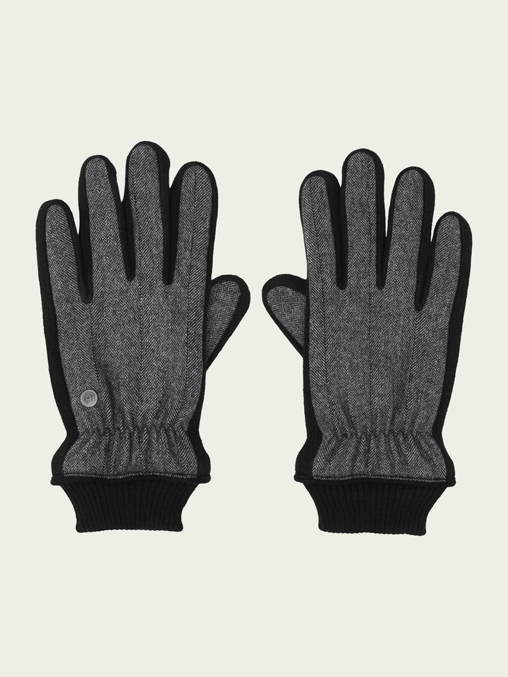 Einfarbige bugatti Handschuhe im Fischgrat-Design