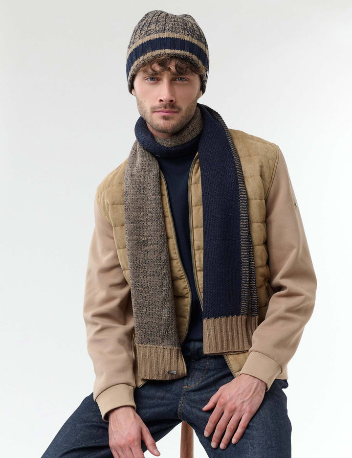 bugatti Strickschal mit melierter und einfarbiger Seite