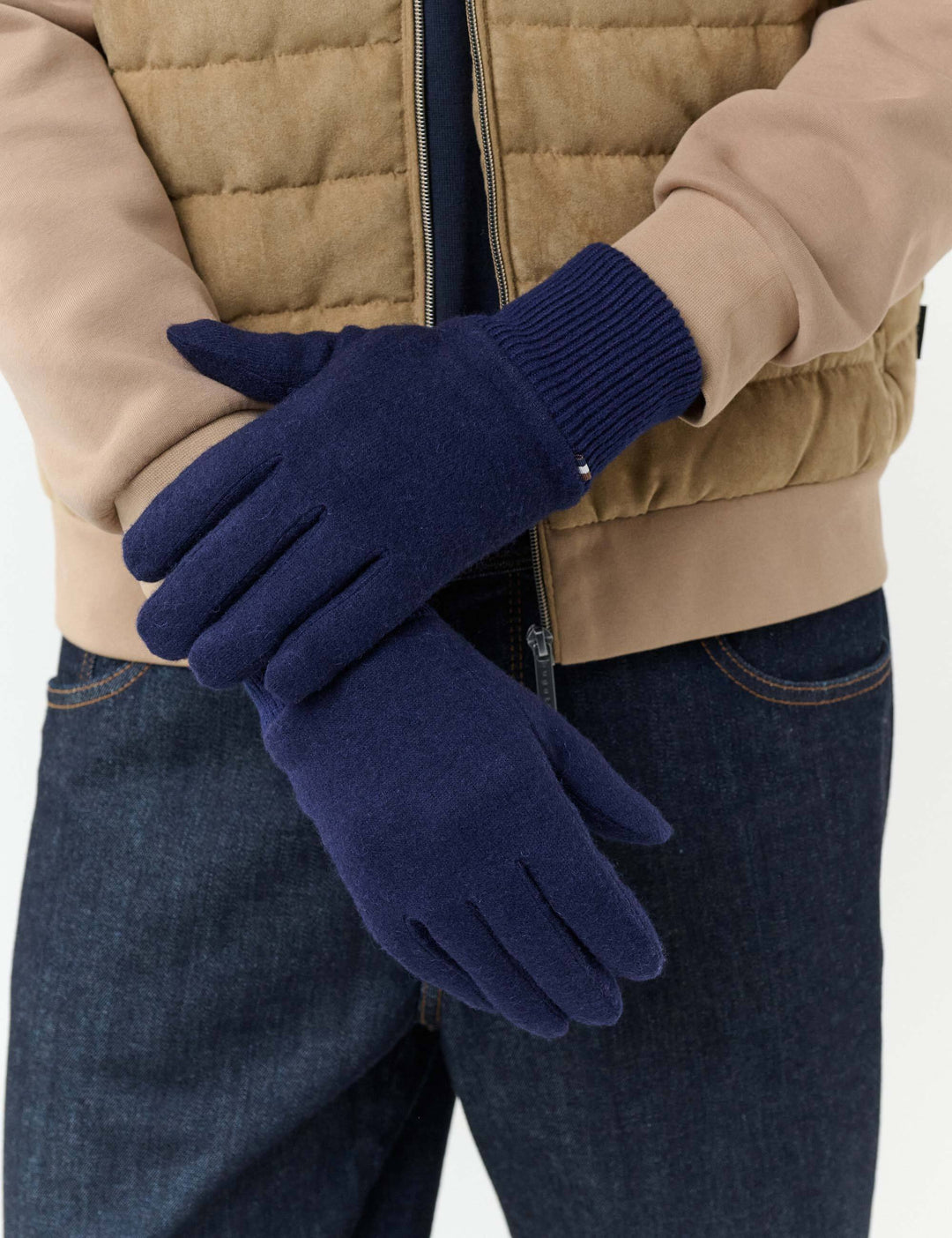 bugatti Geschenkset mit Beanie und Handschuhen