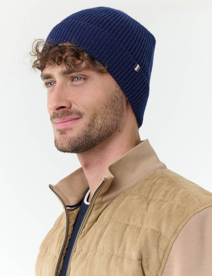 bugatti Geschenkset mit Beanie und Handschuhen