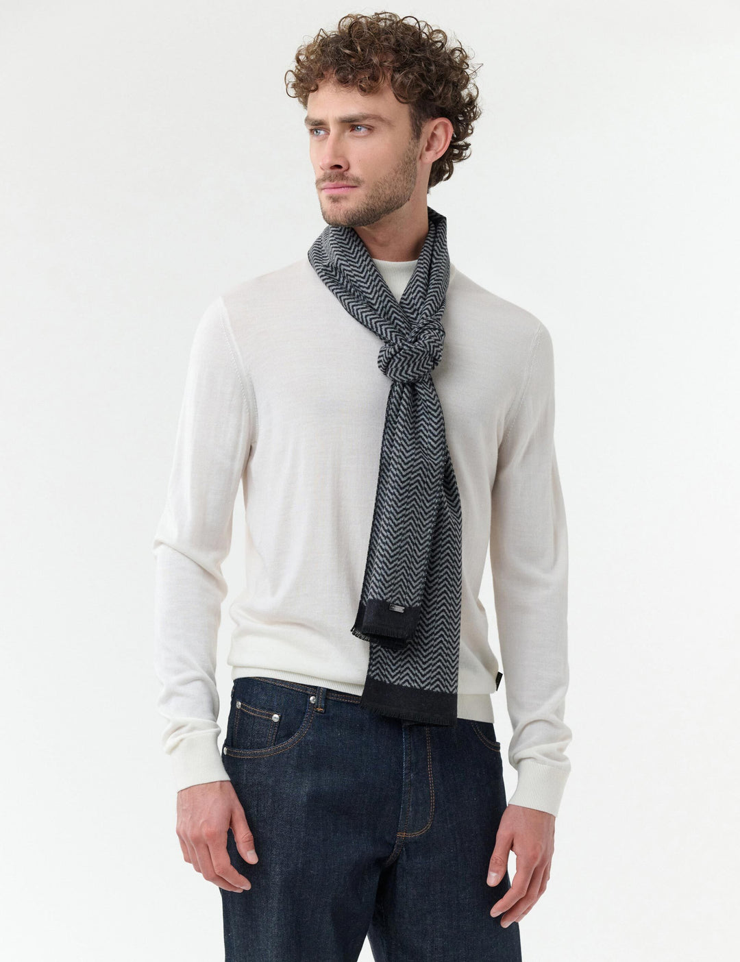 bugatti Schal mit geometrischem Design und farblich abgesetzem Rand