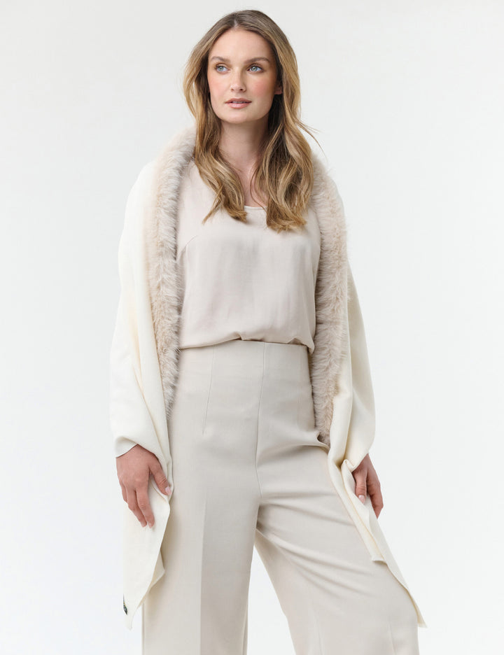 Einfarbiger Poncho mit Kunstfell-Rand