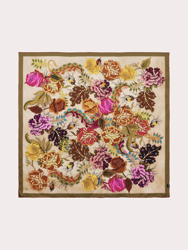 Seidentuch mit nostalgischem Blumen-Print