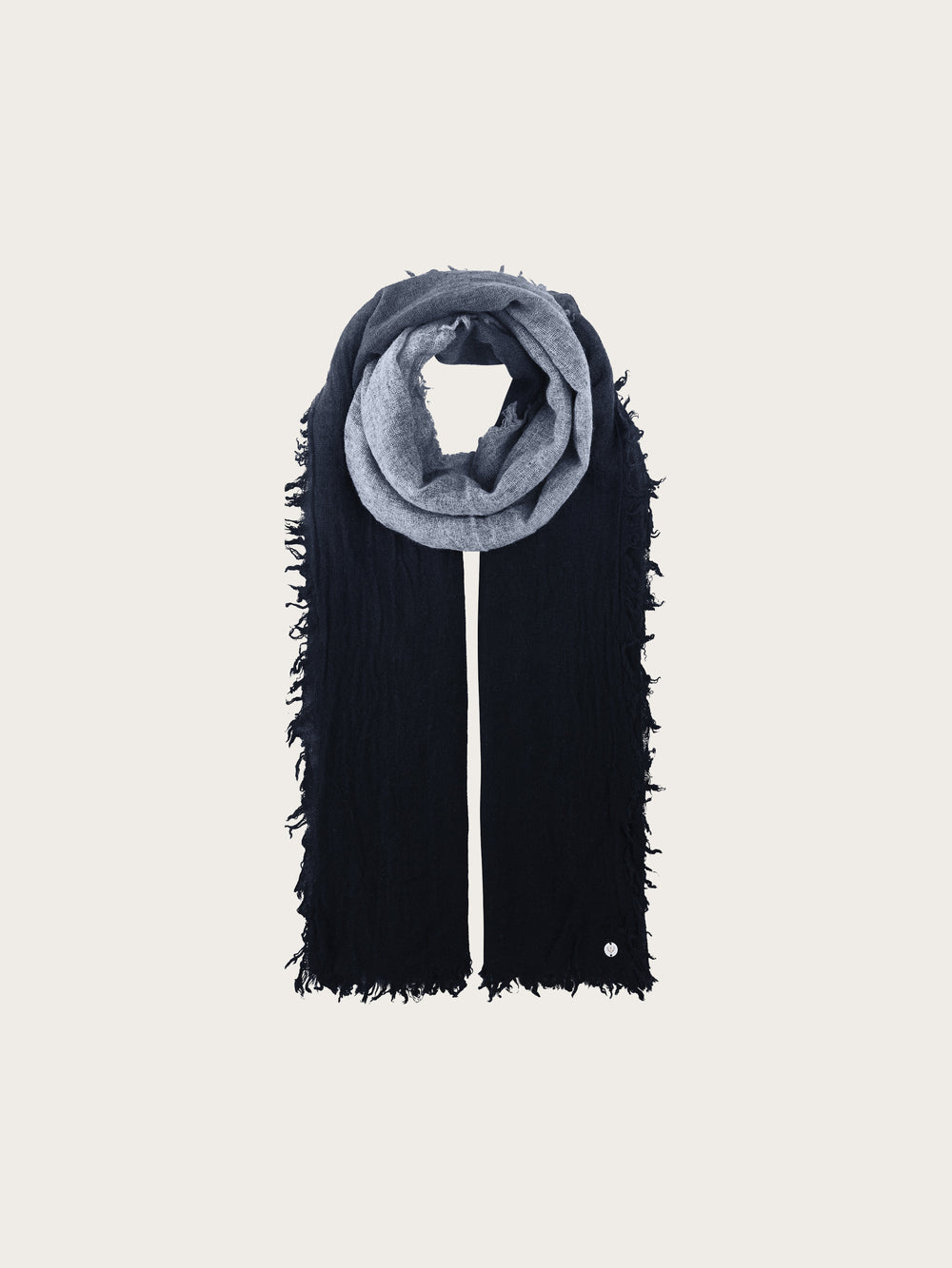 Wollschal im Ombré-Design