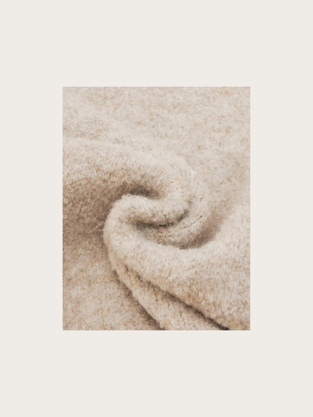 Sustainability Edition - Einfarbiger, kuscheliger Strickschal