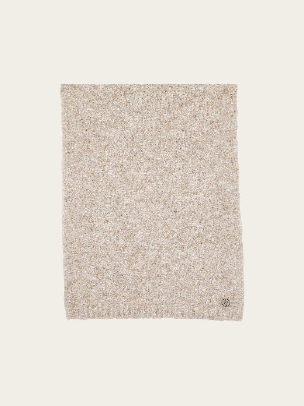 Sustainability Edition - Einfarbiger, kuscheliger Strickschal