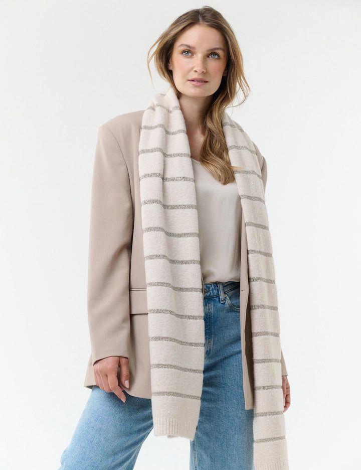Sustainability Edition - Strickschal mit Glitzer-Streifen