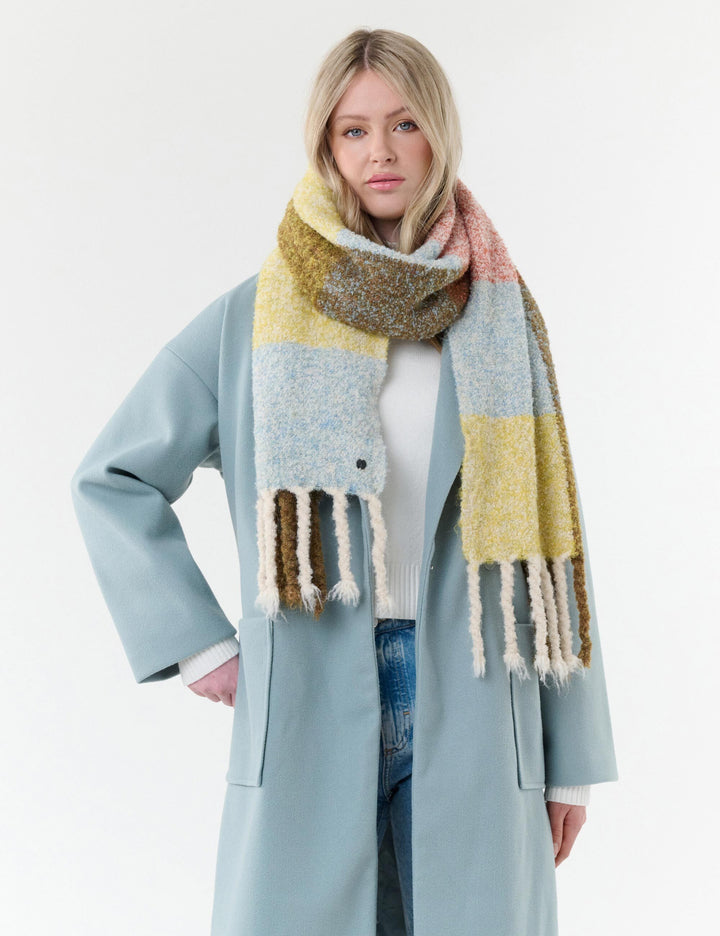 Sustainability Edition - Karierter Schal mit XL-Fransen