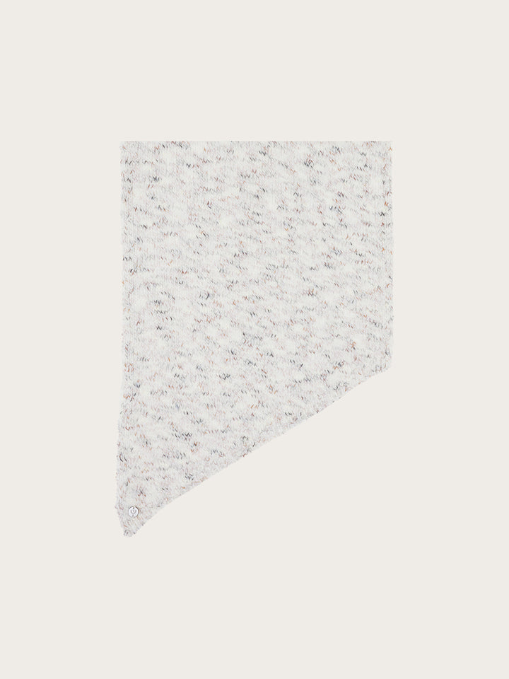 Melierter Strickschal mit Glitzer im Bias Cut