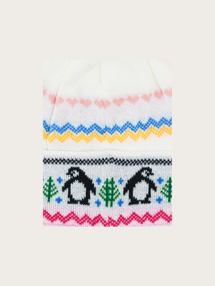 Witzige Strickmütze mit winterlichen Motiven und  Bommel