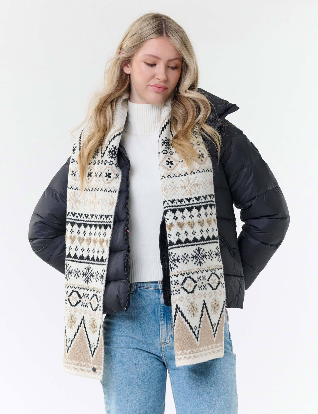Strickschal mit winterlichem Norweger-Muster