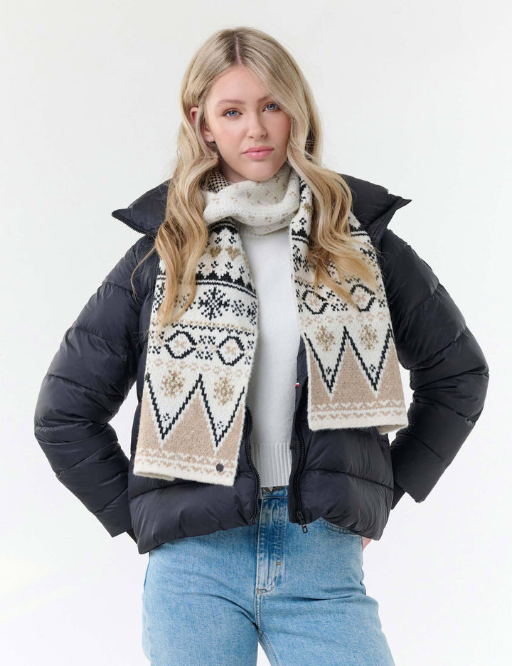 Strickschal mit winterlichem Norweger-Muster