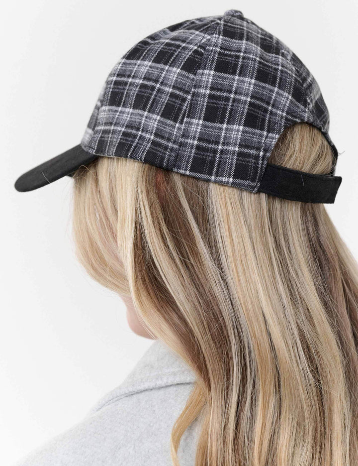 Karierte Loevenich Basecap mit Schirm aus Wildleder-Imitat