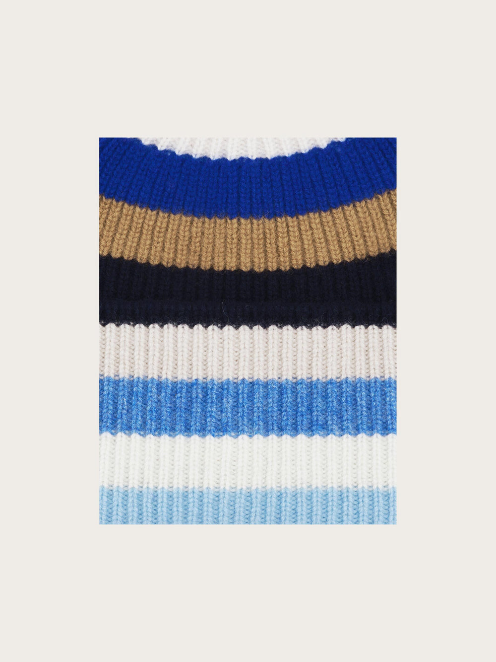 Gerippte Strick-Beanie mit breiten Streifen und breitem Umschlag