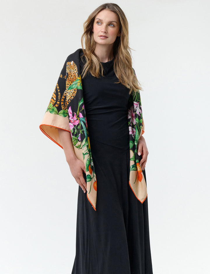 XL-Tuch aus Wolle und Seide mit Dschungel-Design