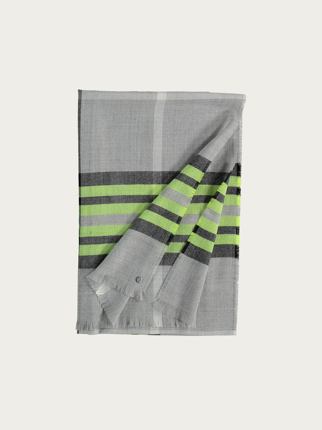 Stola mit FRAAS Plaid - Made in Germany