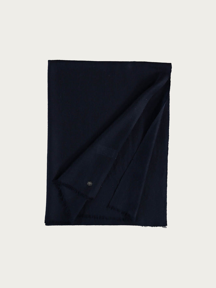 Einfarbiger Schal aus reiner Wolle