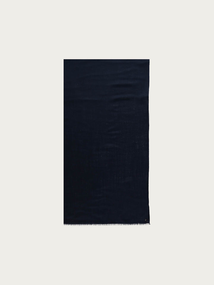 Einfarbiger Schal aus reiner Wolle