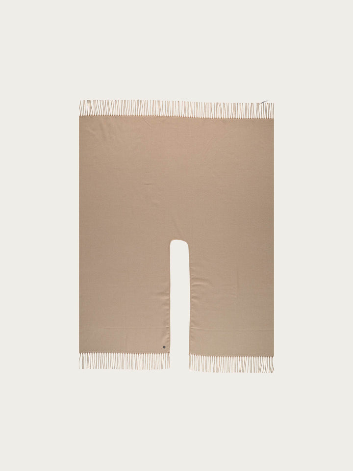 Einfarbiger Poncho aus reinem Polyacryl