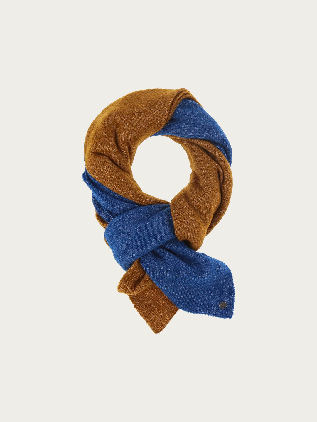 Sustainability Edition - Zweifarbiger Strickschal mit Bias Cut