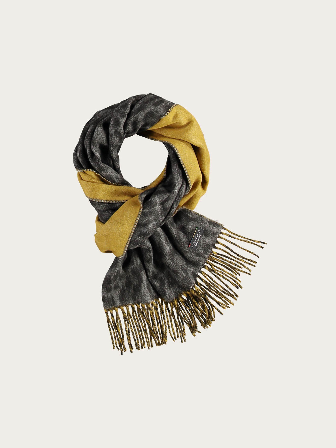 Cashmink-Schal mit Leo-Design und zwei unterschiedlichen Seiten