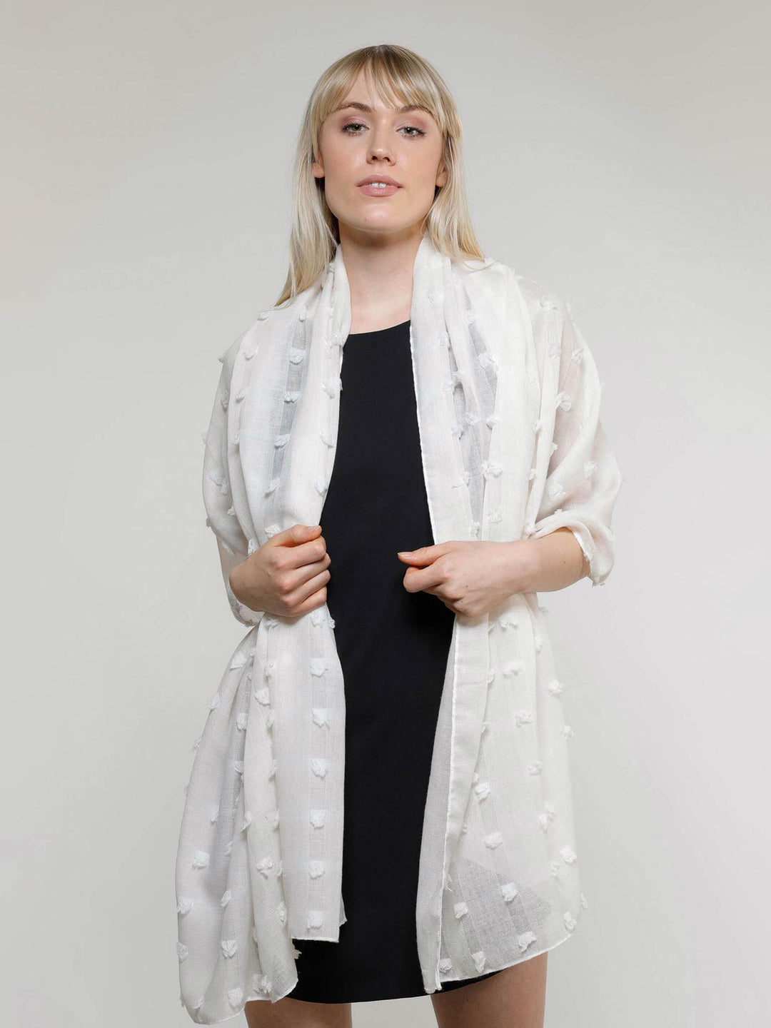 Fil Coupé Stola mit Quadraten