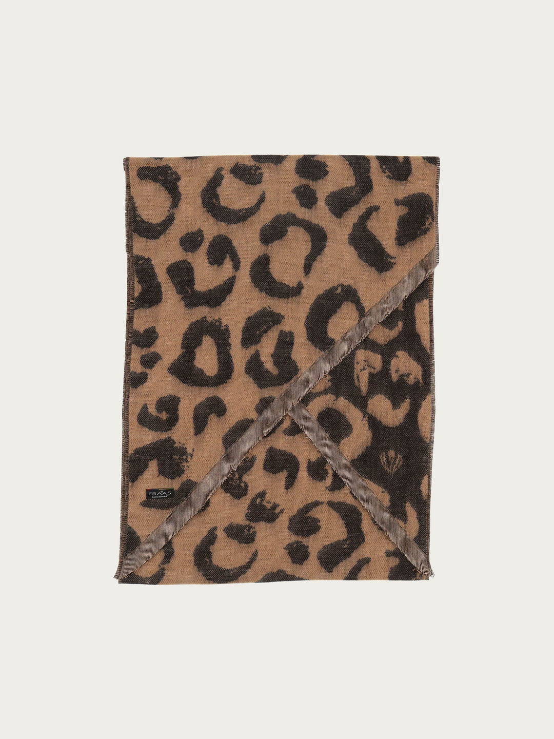 Cashmink-Schal mit Leo-Design und Bias Cut - Made in Germany