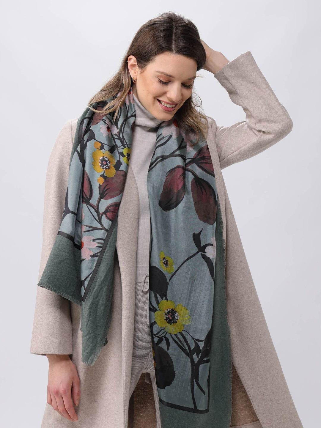 Patchwork-Stola mit Blumen-Print in Seidenmischung