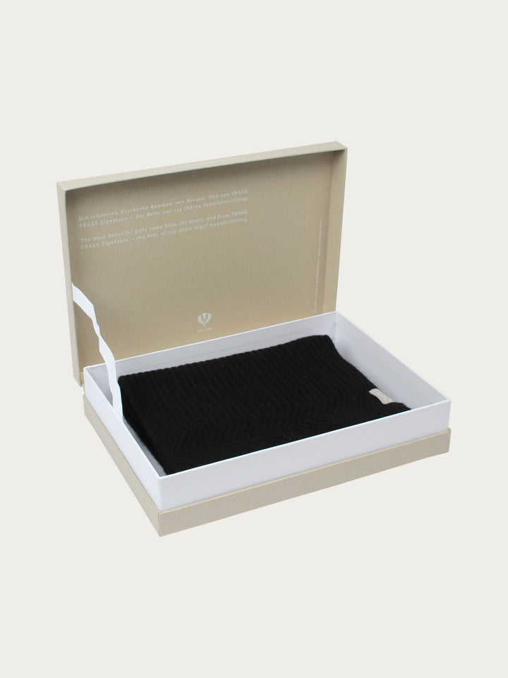 Grobstrick Kaschmir-Schal in Geschenkbox