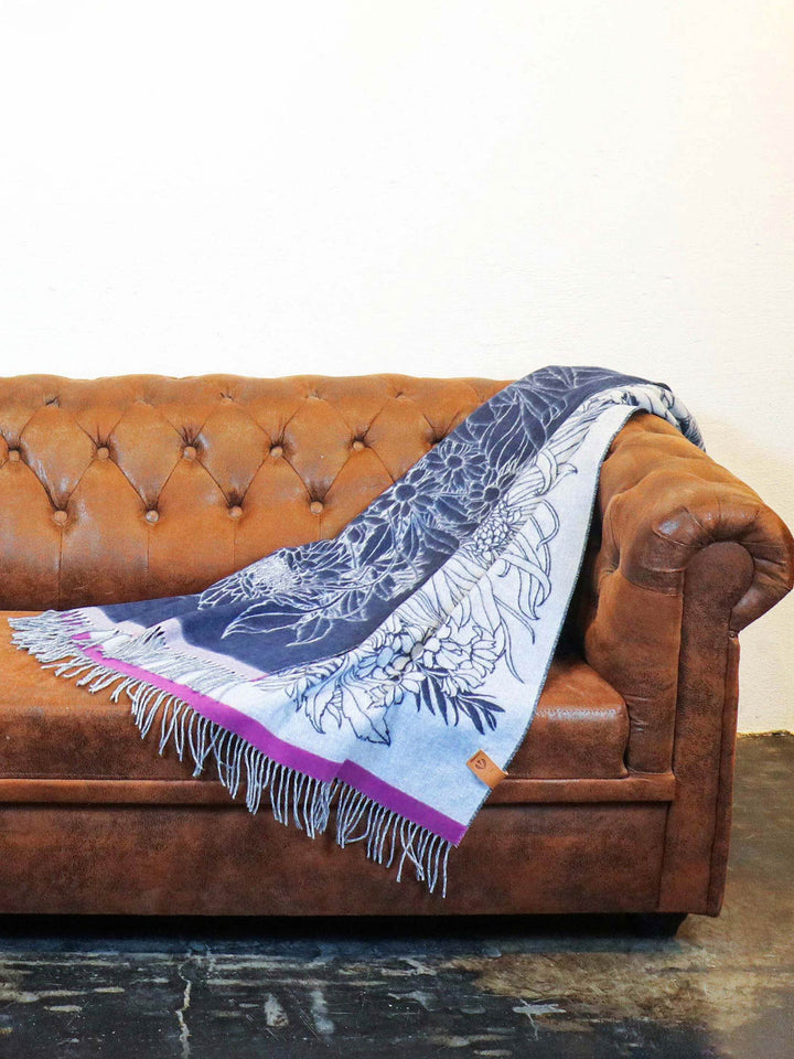Cashmink-Decke mit Blumen-Design - Made in Germany