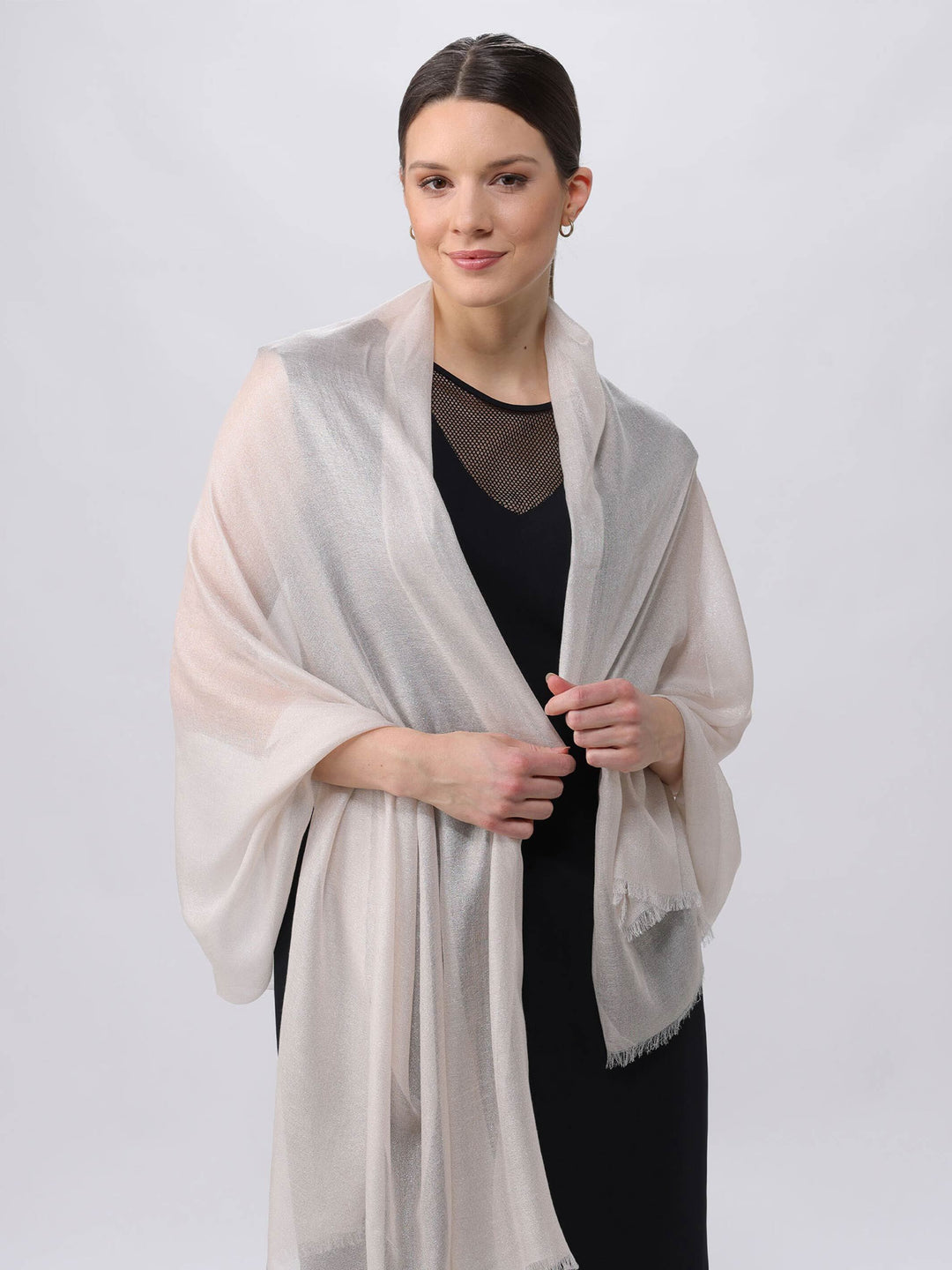 Stola mit zartem Glitzer