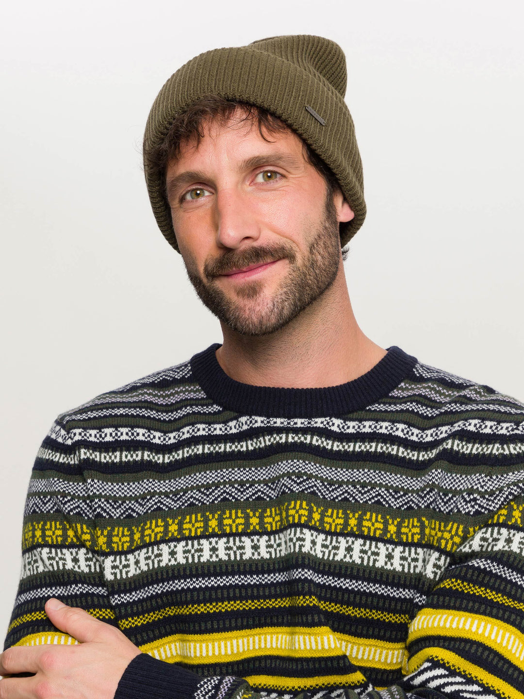 Wendbare gerippte bugatti Strickmütze mit farblich abgesetzem Rand in Wollmischung