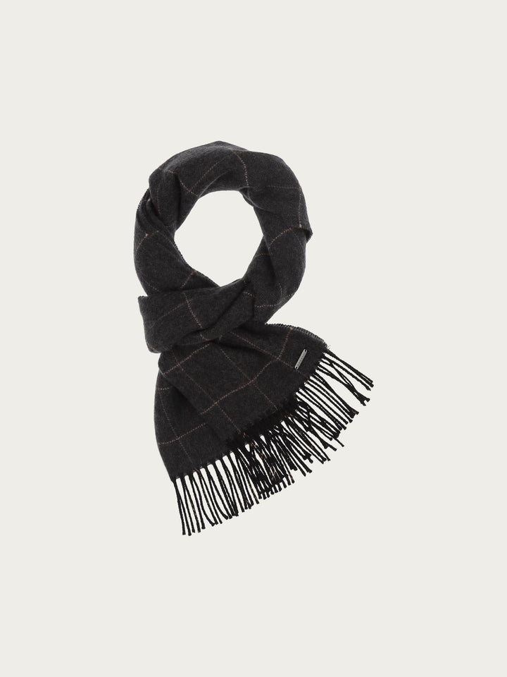 Eleganter bugatti Webschal aus reiner Wolle