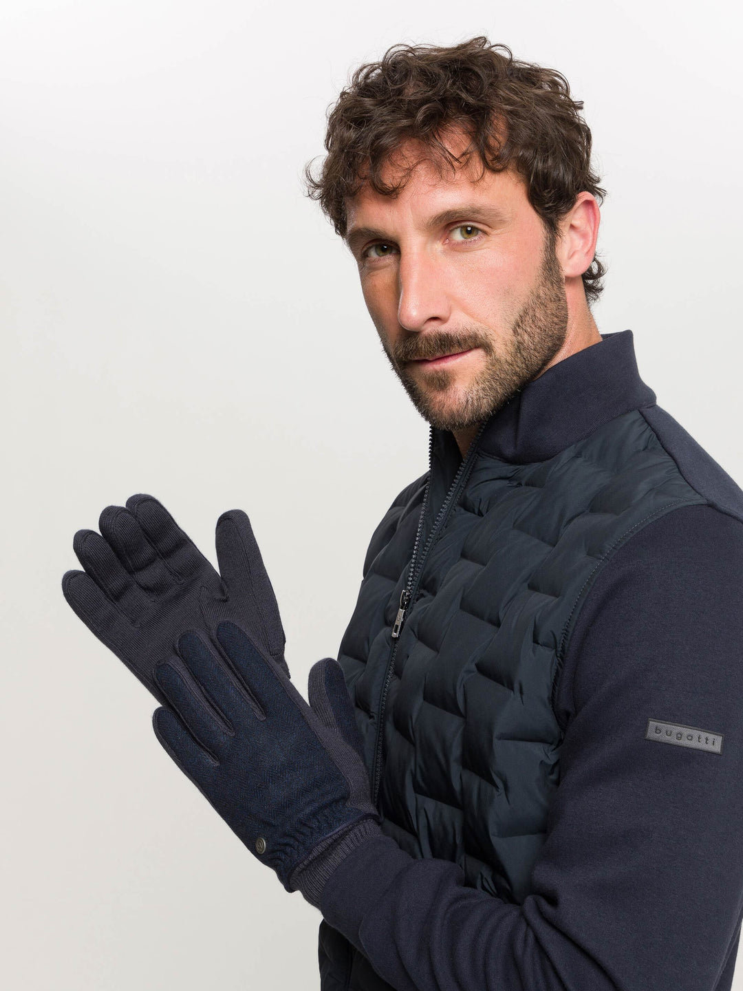 Einfarbige bugatti Handschuhe im Fischgrat-Design