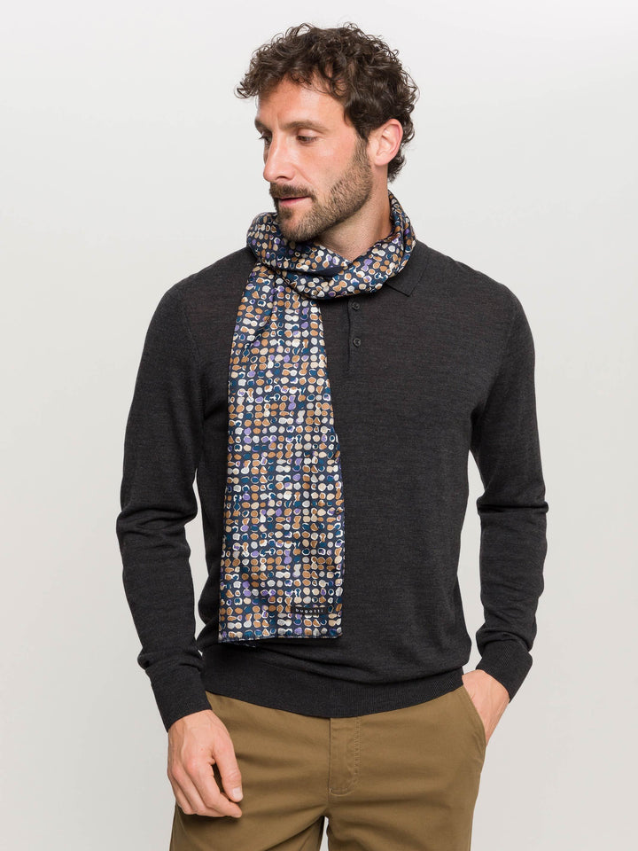 Leichter bugatti Doubleface-Schal mit Grafikprint in Wollmischung