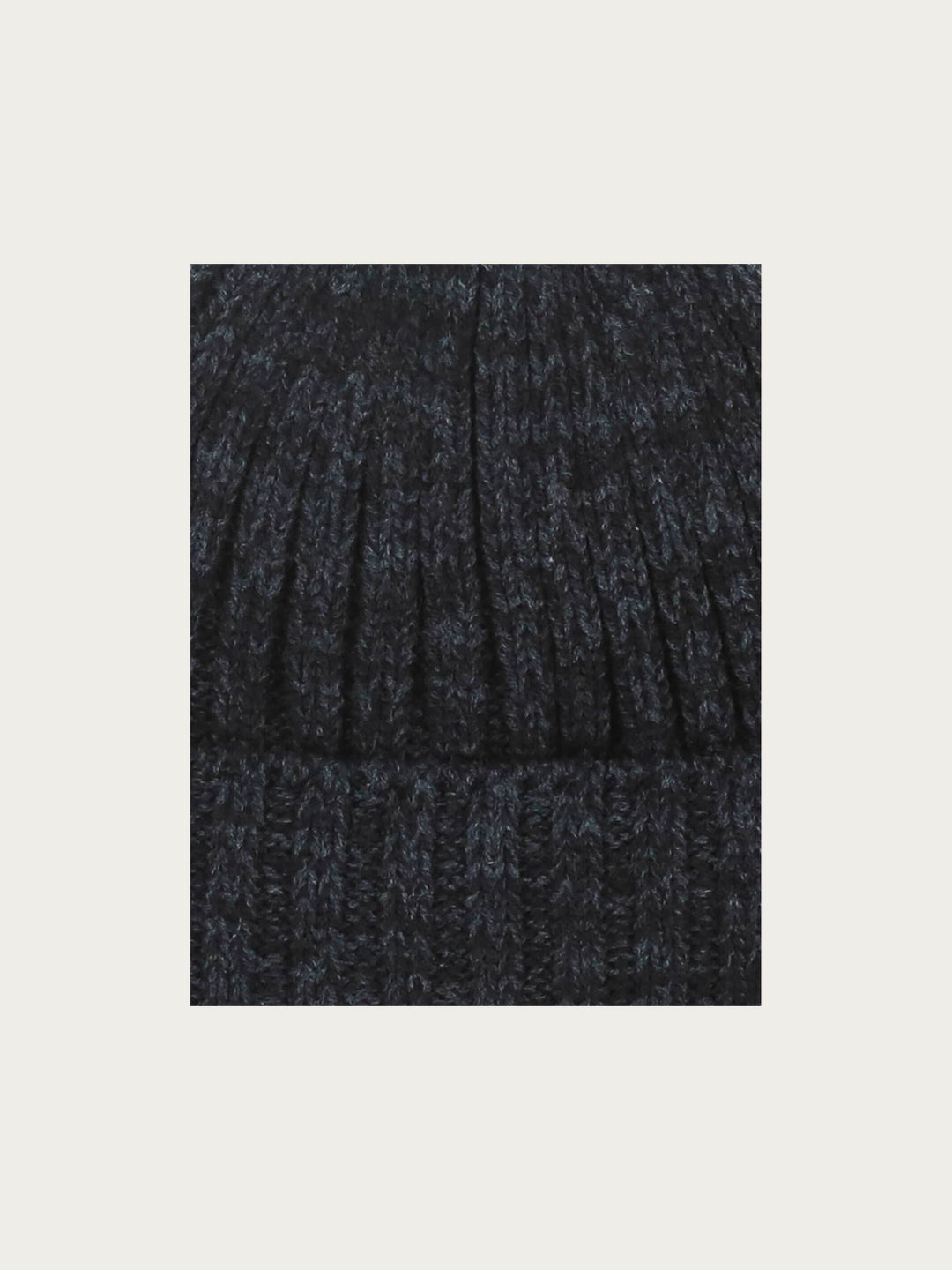 Gestrickte zweifarbige Beanie mit bugatti-Label