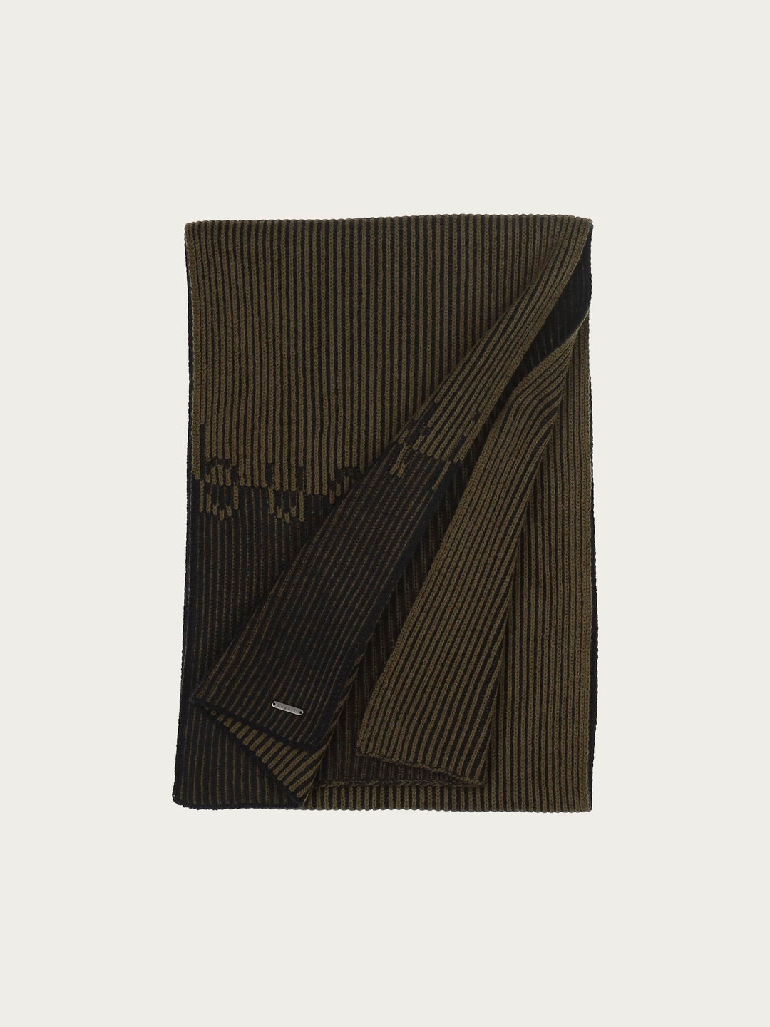 Strickschal mit bugatti-Schriftzug in Wollmischung