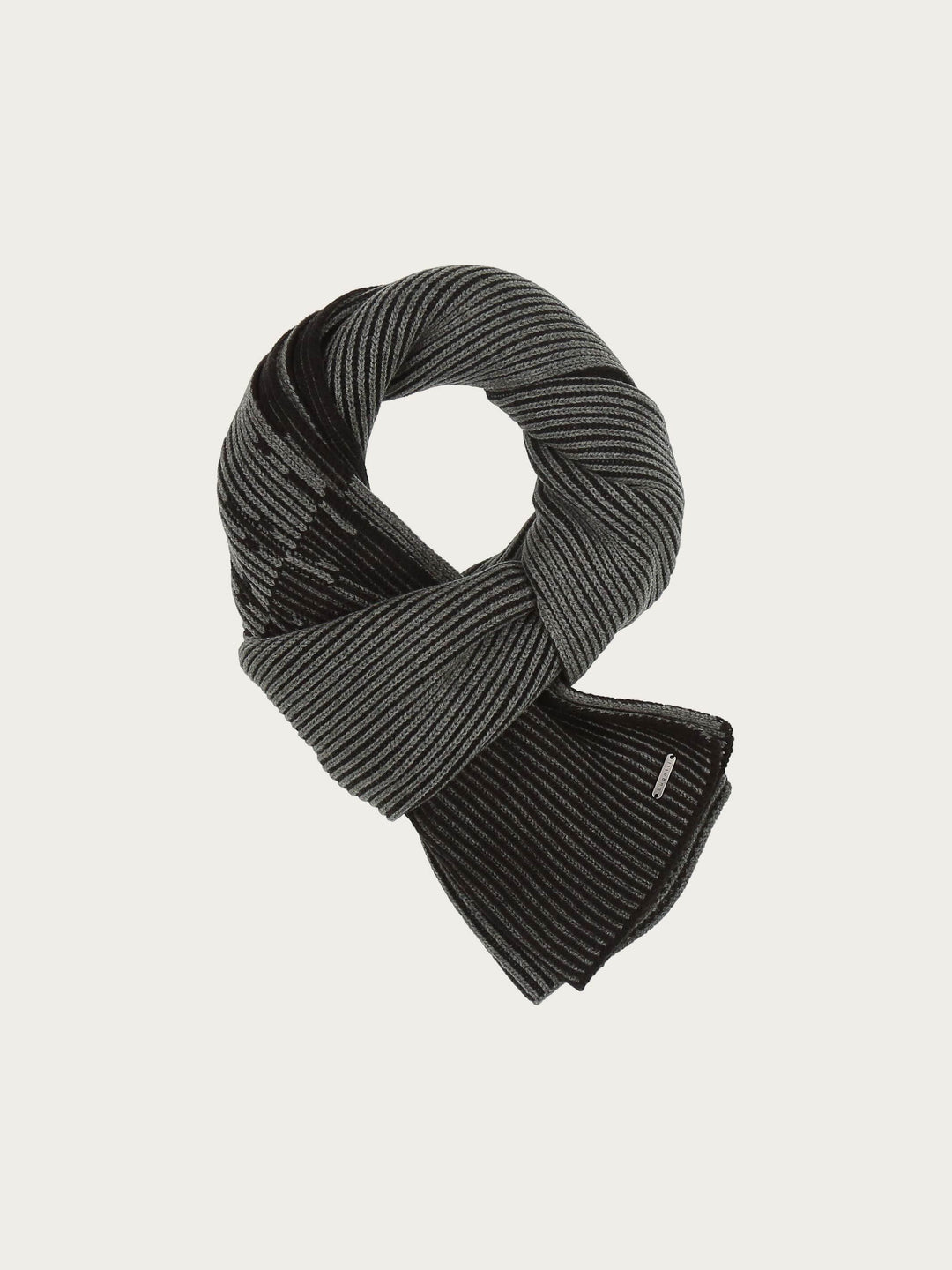 Strickschal mit bugatti-Schriftzug in Wollmischung