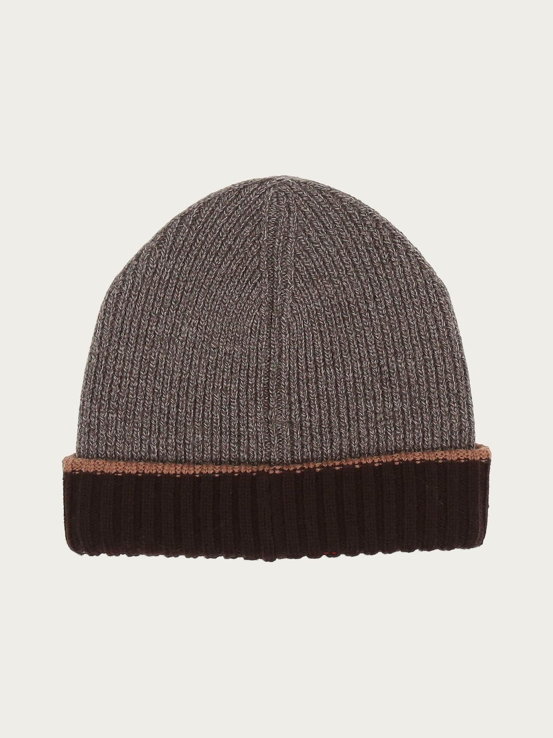 Hochwertige Beanie mit bugatti-Label