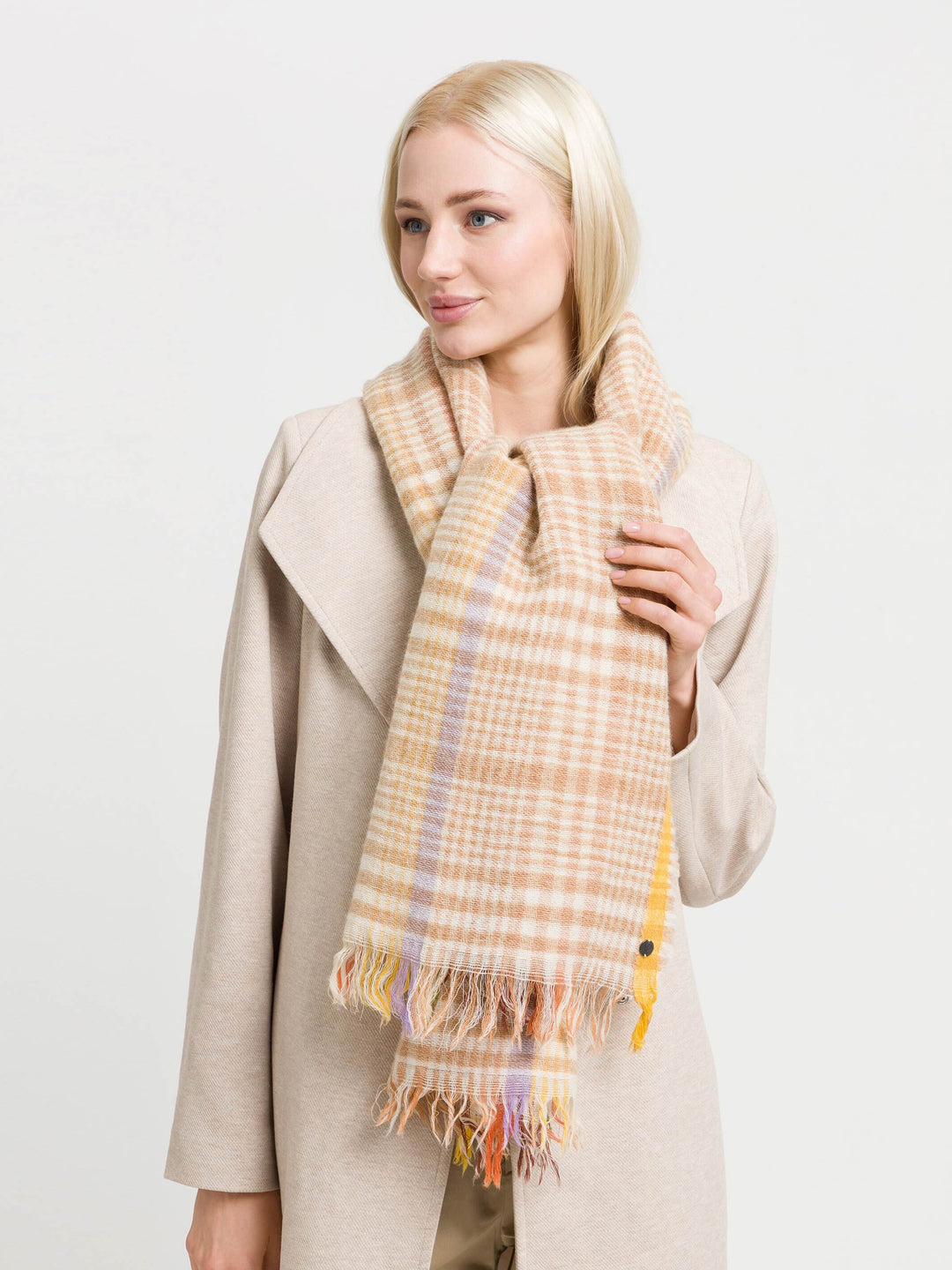 Karierter Schal mit Highlight-Streifen in Wollmischung