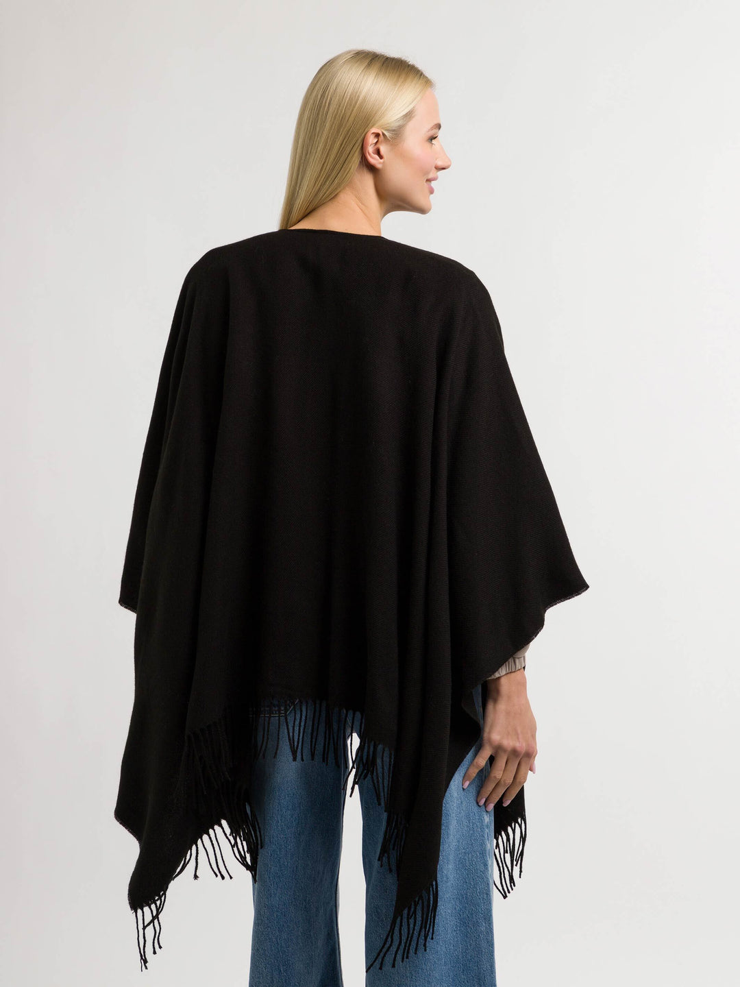 Einfarbiger Poncho aus reinem Polyacryl