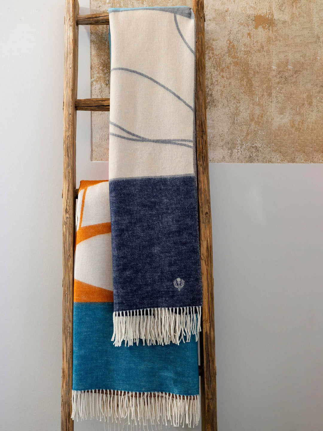 Cashmink-Decke mit Kieselstein-Design - Made in Germany